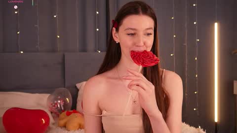 Diane online show from 02/14/26, 08:11