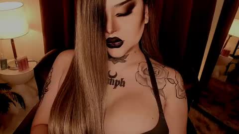 hubadera online show from 04/28/26, 10:15