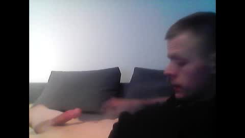 hubikush22 online show from 11/21/25, 04:16