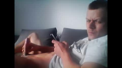 hubikush22 online show from 11/22/25, 01:10