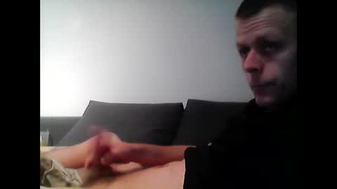 hubikush22 online show from 02/14/26, 04:48