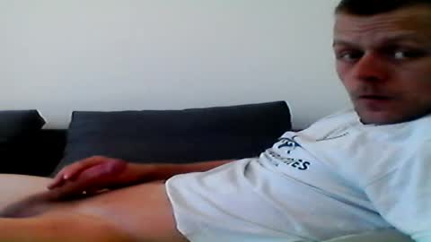 Snapshot of hubikush22 chatting on 05/01/26, 10:31 hubikush22 online show from 05/01/26, 10:31