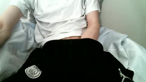 Keanu online show from 09/10/25, 11:43