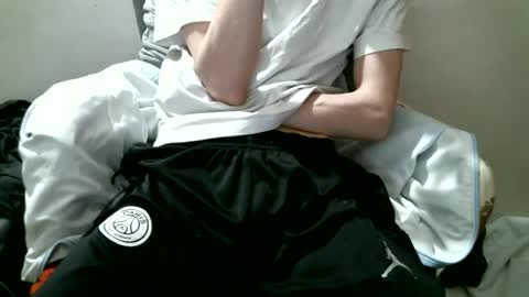 Keanu online show from 09/10/25, 11:49