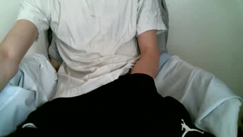 Keanu online show from 11/04/25, 01:54