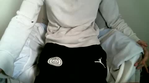 Keanu online show from 02/08/26, 12:30