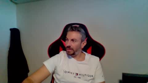 huge__cumshot online show from 10/15/25, 07:41