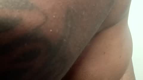 Snapshot of huge_cock321321 chatting on 11/02/25, 12:18 Huge Cock321321 online show from 11/02/25, 12:18