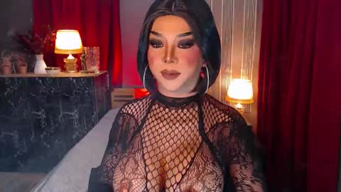 Christine online show from 10/01/25, 08:09