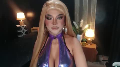 Christine online show from 03/27/26, 08:26