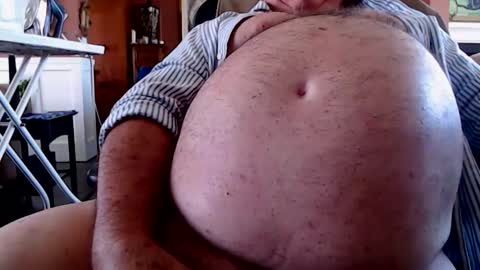 Snapshot of hugehairybeergut chatting on 03/10/26, 07:08 Huge Hairy Beergut online show from 03/10/26, 07:08