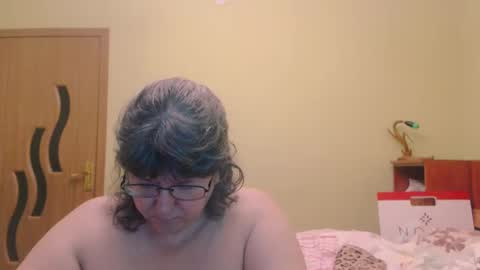 HugeTitsXXX online show from 12/30/24, 03:25