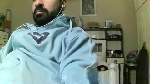 hugeveiny online show from 11/27/25, 05:48