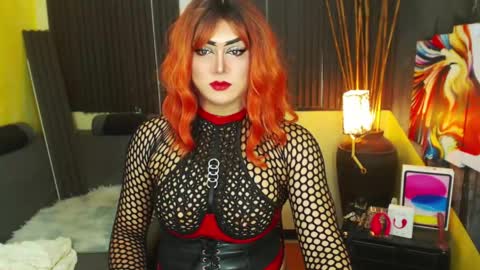 Snapshot of hugexmslovelyxcock chatting on 05/15/26, 02:46 MsLovely online show from 05/15/26, 02:46