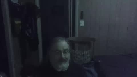 lonely huggy bear online show from 11/11/25, 12:27