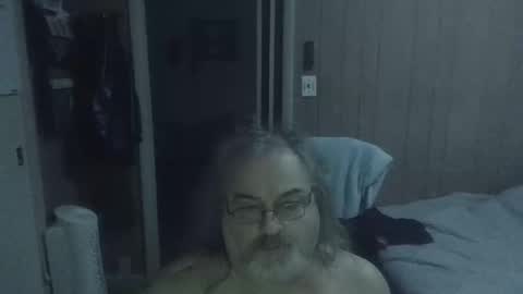 lonely huggy bear online show from 03/31/26, 11:43