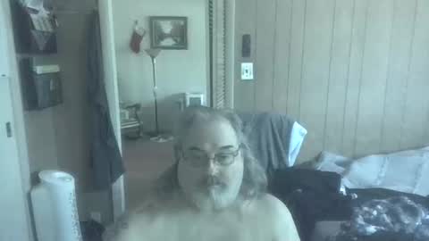 Snapshot of huggybear566 chatting on 04/27/26, 02:15 lonely huggy bear online show from 04/27/26, 02:15