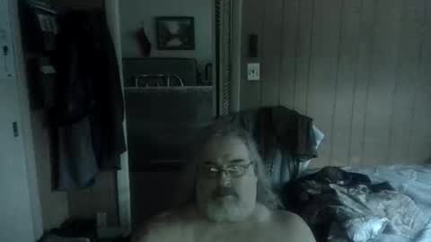 Snapshot of huggybear566 chatting on 06/09/26, 01:45 lonely huggy bear online show from 06/09/26, 01:45