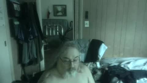 Snapshot of huggybear566 chatting on 06/30/26, 03:13 lonely huggy bear online show from 06/30/26, 03:13