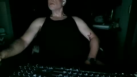 hughethigh online show from 09/11/25, 06:13