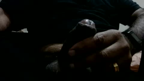 Snapshot of hugo_bulls chatting on 02/10/25, 10:20 HunkyLover online show from 02/10/25, 10:20