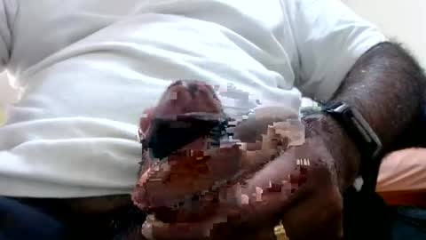 Snapshot of hugo_bulls chatting on 02/24/25, 12:20 HunkyLover online show from 02/24/25, 12:20