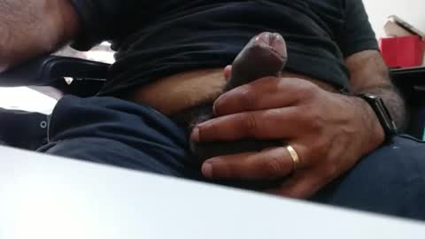 HunkyLover online show from 01/11/26, 04:50