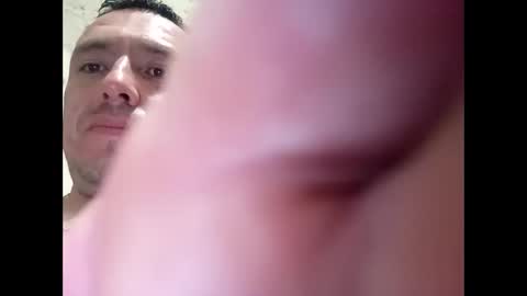 hugopaqui57 online show from 04/28/26, 01:15