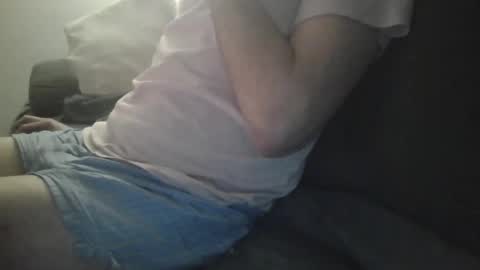 huguit026 online show from 02/17/26, 01:02