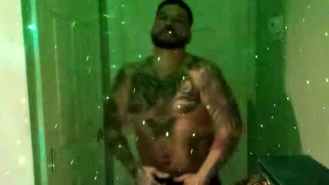 Snapshot of huidos2006 chatting on 03/15/26, 08:20 huidos2006 online show from 03/15/26, 08:20