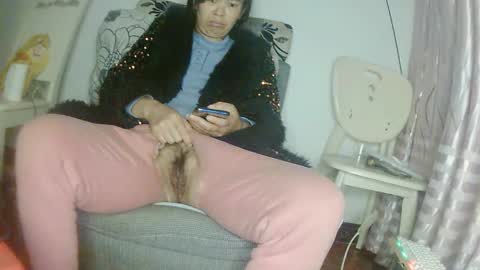 hujiajia520321431 online show from 03/15/26, 10:05