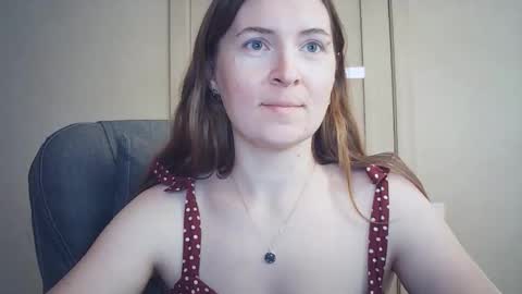 Snapshot of humpygrey chatting on 11/01/25, 10:17 HumpyGrey online show from 11/01/25, 10:17