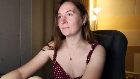 Snapshot of humpygrey chatting on 11/30/25, 05:17 HumpyGrey online show from 11/30/25, 05:17