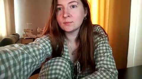 Snapshot of humpygrey chatting on 03/02/26, 07:15 HumpyGrey online show from 03/02/26, 07:15