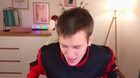 Hunter steele online show from 10/10/25, 02:49
