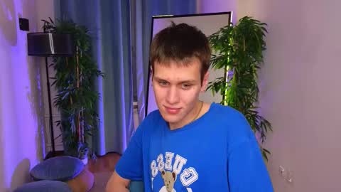 Hunter steele online show from 10/11/25, 03:43