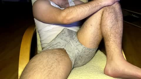 Snapshot of hundick_69 chatting on 04/26/26, 09:23 hundick_69 online show from 04/26/26, 09:23