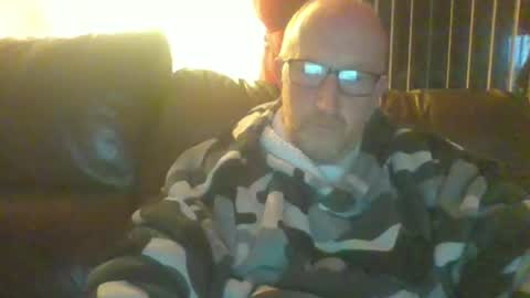 Snapshot of hung69foryou chatting on 12/31/24, 09:17 hung69foryou online show from 12/31/24, 09:17