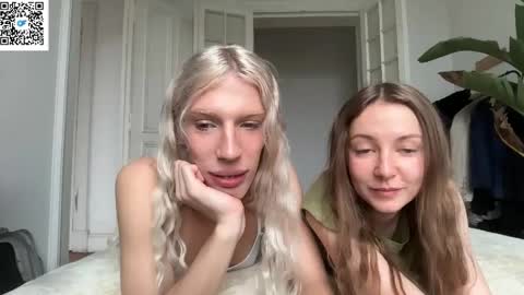 Alice help me reach 100 likes  online show from 04/20/26, 12:30