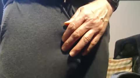 Big uncut cock dripping online show from 05/09/26, 08:47