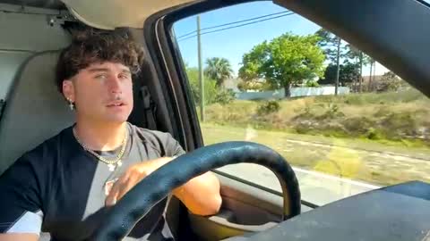 Snapshot of hungkingg22 chatting on 03/07/25, 07:16 hungkingg22 online show from 03/07/25, 07:16