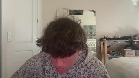 Snapshot of hungkingg22 chatting on 02/08/26, 03:37 hungkingg22 online show from 02/08/26, 03:37