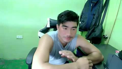 Snapshot of hunkfireman chatting on 05/15/26, 11:56 ADAM online show from 05/15/26, 11:56