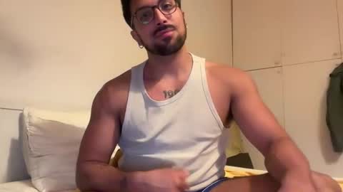 HunkyGuy09 online show from 09/10/25, 07:14
