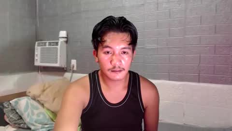 hunkylloyd online show from 04/17/26, 02:42