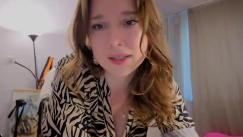 Ines online show from 05/16/26, 05:23