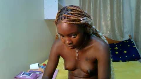 Snapshot of hunnyteaser chatting on 02/18/26, 04:25 hunny online show from 02/18/26, 04:25