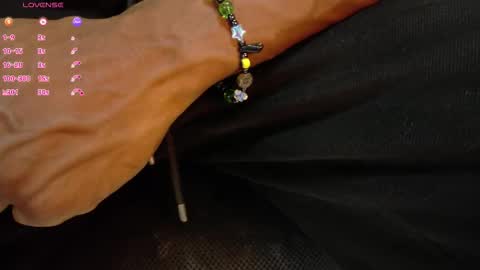 Hunter  online show from 11/01/25, 03:30