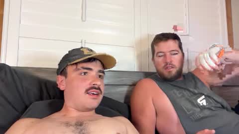 Snapshot of hunterbentleyy chatting on 09/27/25, 01:32 Hunter online show from 09/27/25, 01:32