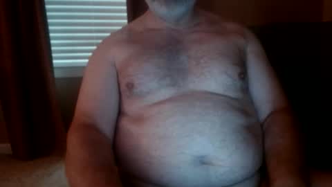 Snapshot of huntermark1 chatting on 05/21/26, 04:14 huntermark1 online show from 05/21/26, 04:14